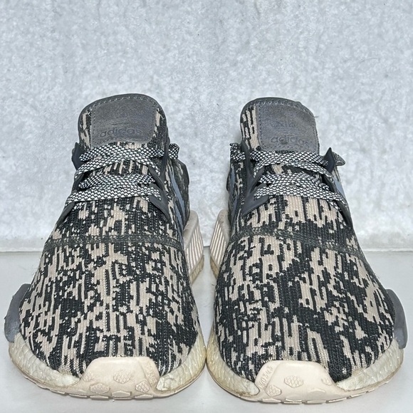 Adidas Mens NMD R1 Grey Four/Linen White Running Athletic Sneakers Shoes SZ 12 - Picture 3 of 11